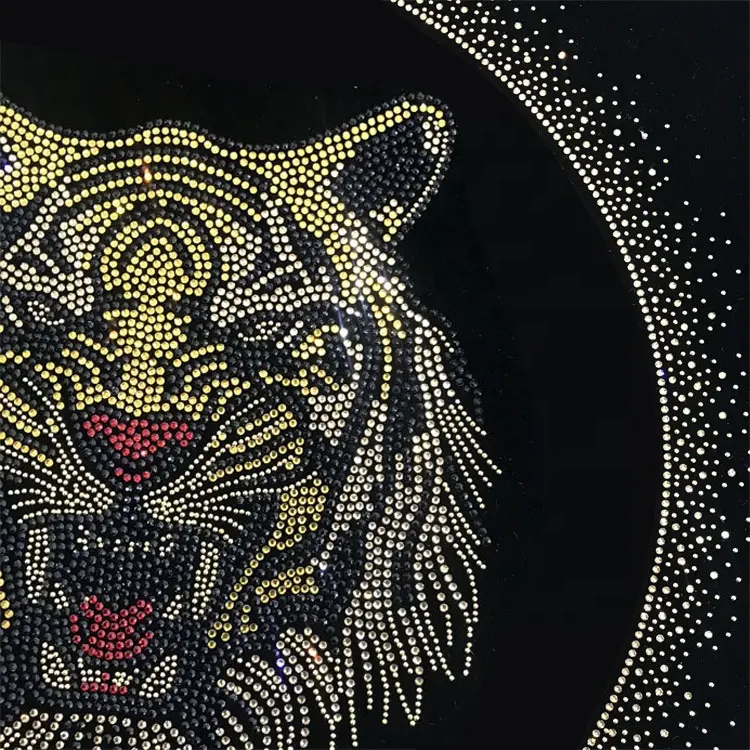 Hotfix Crystal Supplier Custom Tiger Logo Bling Heat Press Iron On Transfers Rhinestone for T-shirt