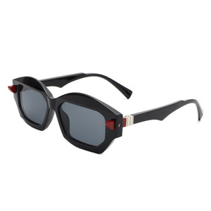 Elysar - Occhiali da Sole Quadrati Geometrici Moderni e alla Moda - Product Image 1
