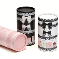 Boîte cadeau en tube de papier recyclé rose et noir style Lolita |   Emballage cylindrique personnalisable avec nœud en dentelle pour gâteaux et pains secs
