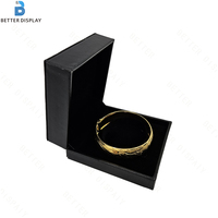 Boîte à bijoux de luxe en cuir PU et velours noir pour bagues, boucles d'oreilles, bracelets et colliers, personnalisable avec logo, vente en gros