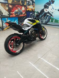 Motocicletas Usadas CFmoto NK650 650cc, Motocicleta de Calle y Todoterreno, Motor de Alto Rendimiento, Estado Original, Precio Accesible - Product Image 3