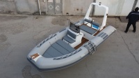 Bateau pneumatique RIB de 4,8 m avec PVC de 1,2 mm pour les sports nautiques, les loisirs et la pêche