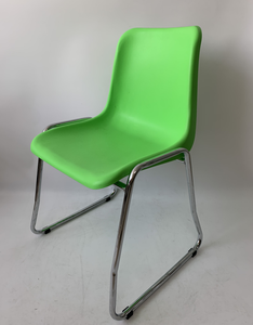 Silla de Entrenamiento Escolar OK-505SC con Base Tipo Trineo, Patas Cromadas, Carcasa de PP Mate, Asiento Acolchado, Apilable, Capacidad de 600 lb para Aula - Product Image 6