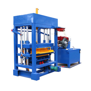 Machine à briques hydraulique standard d'exportation QTF4-28, machine à briques creuses, presse à briques à trous carrés - Product Image 3