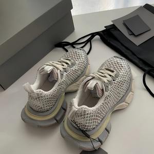 Zapatillas de diseñador para correr, zapatillas de moda para hombre con diamantes, zapatillas deportivas de lujo para mujer, informales, de verano. - Product Image 1