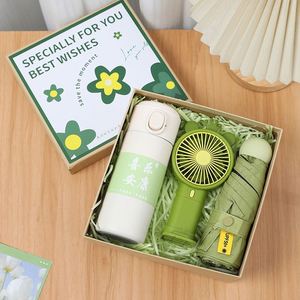 2025 vente en gros personnalisé fête des mères cadeau d'affaires ensemble créatif femmes cadeau ensemble mariage invité cadeau ensemble avec ventilateurs serviette parapluie - Product Image 1