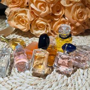 Flacone Spray in Vetro da 5ml 10ml per Campioni di Profumo, Fragranza Fruttata, Comodo da Portare, Eau De Parfum per <span class=keywords><strong>Donne</strong></span> - Product Image 2