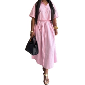 เสื้อเชิ้ตแขนสั้นลายทางคอปกสำหรับผู้หญิง กระโปรงทรงเข้ารูปเอวสูงผูกเอว สไตล์แอฟริกันใหม่ ชุดเซ็ต 2 ชิ้น แฟชั่น - Product Image 4