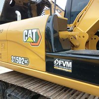Excavatrice 315D2GC bien entretenue, 15 tonnes, capacité de godet de 0,65 m³, moteur Caterpillar, couple de creusement puissant, prête pour l'exportation