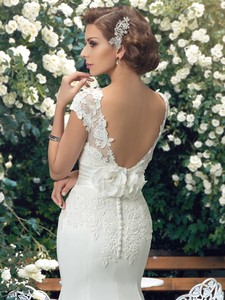 AL1609 <span class=keywords><strong>2023</strong></span> <span class=keywords><strong>Robe</strong></span> de Mariée Civile de Gros pour Femme, <span class=keywords><strong>Robe</strong></span> de Soirée Simple en Dentelle Fleurie et Satin, <span class=keywords><strong>Robe</strong></span> de Mariée Sirène Féerique - Product Image 4