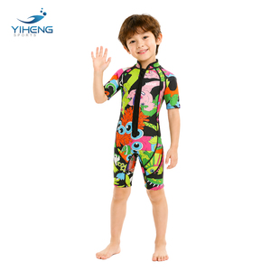 <span class=keywords><strong>Traje</strong></span> de <span class=keywords><strong>Neopreno</strong></span> de Manga Corta de 2 mm para Niños, Impermeable, Protección Solar, Bonito y Colorido, <span class=keywords><strong>Traje</strong></span> de Baño Estampado para Niños - Product Image 1