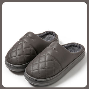 Nouvelles pantoufles innovantes en EVA pour hommes, pantoufles en PU, pantoufles d'intérieur, pantoufles chaudes pour hommes, pantoufles de haute qualité avec une grande réduction - Product Image 3