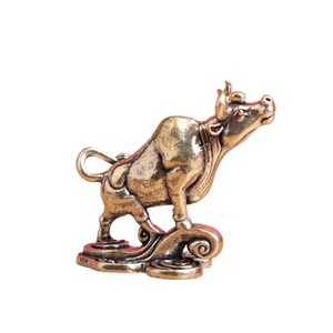 1 ud. Adorno de latón macizo con forma de toro retro para taza de té, decoración para escritorio, figura de artesano - Product Image 3