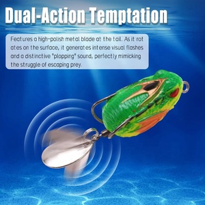 Leurre souple grenouille creuse de surface à texture réaliste avec spinner métallique rotatif pour poissons prédateurs - Product Image 3