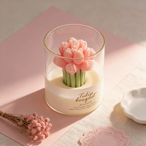 Bougie parfumée artisanale aux fleurs en stock avec logos personnalisables, idéale pour la décoration d'hôtels et de spas, parfums variés - Product Image 4