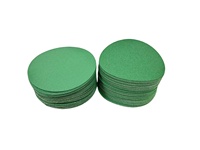 Disques abrasifs autocollants de 6 pouces à dureté moyenne, disques de ponçage en film polyester vert OEM pour le polissage automobile