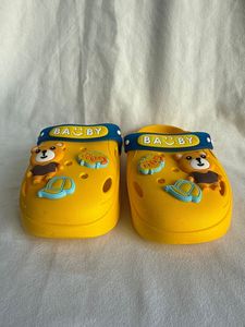 Ciabatte Gialle in PVC con Chiusura a Fibbia, Suola Traspirante in EVA, Stile Sportivo Estivo, Scarpe da Donna - Product Image 6