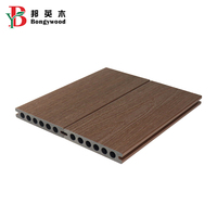 Plancher de terrasse extérieur en bois plastique composite Plancher de terrasse en bois WPC Plancher de balcon Plancher de terrasse