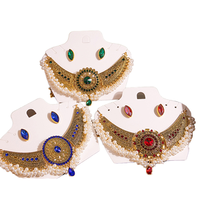 Parure de bijoux de mariée en alliage de zinc, style ethnique bohème vintage, plaqué or, avec collier de perles et boucles d'oreilles clous, ornée de cristaux, pour fêtes - Product Image 1