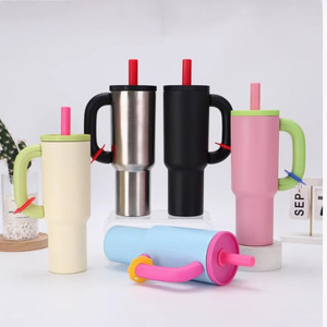 Nouveau design personnalisé tasse en acier inoxydable 304 gobelet isolé sous vide avec paille utilisation en extérieur - Product Image 4