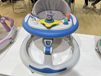 Jouet d'apprentissage multifonctionnel 3/4-en-1 pour bébé, best-seller du fabricant, poussette simple avec roues pivotantes et musique pour enfants