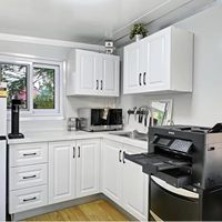 Maison conteneur en acier extensible de luxe de 20 pieds avec murs en verre, atelier préfabriqué pour usage domestique ou bureau