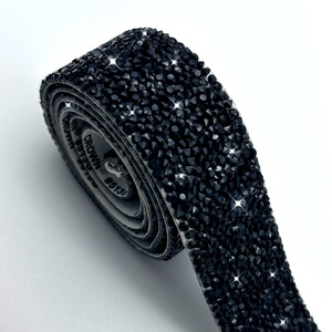 Autocollant de décoration auto-adhésif en cristal <span class=keywords><strong>strass</strong></span> diamant ruban bricolage avec <span class=keywords><strong>strass</strong></span> accessoires de vêtement pour une utilisation sur mesure - Product Image 4