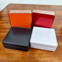 Boîte en métal carrée personnalisée à coins arrondis avec inserts en EVA pour l'emballage de cadeaux haut de gamme de bombes de bain, de vitamines, de bonbons et de souvenirs