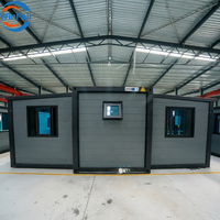 Maison mobile de luxe pliable et extensible WinFair à bas prix, avec deux chambres, une salle de bain et une cuisine, idéale pour bungalow en bord de mer