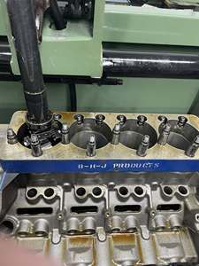 Machine à alésage et fraisage 616 en excellent état pour bloc-cylindres 616, équipement de reconditionnement de moteur haute précision - Product Image 2