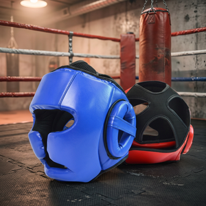 Protège-tête de boxe en cuir PU bleu avec aérations, casque de sport protecteur pour adultes unisexe - Product Image 2