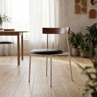 Nouvelle chaise de salle à manger empilable en cuir moka de style chinois avec dossier en bois massif et piètement en acier inoxydable, modèle KNU007 pour restaurant