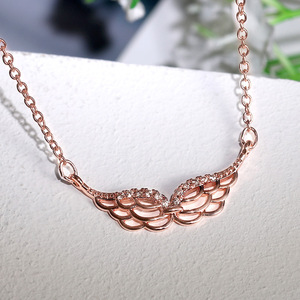 Collar con colgante de ala de pluma para mujer, joyería elegante y a la moda - Product Image 4