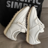 Chaussures de sport unisexes rétro à lacets et semelle épaisse, style tendance, personnalisables avec logo OEM, pour la marche et le fitness, pour hommes et femmes