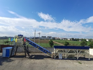 Planta Mezcladora de Concreto Portátil Modular Hzs de 25 a 180 Metros Cúbicos/H, Componentes Clave Incluyendo Motor, PLC y Rodamientos - Product Image 6