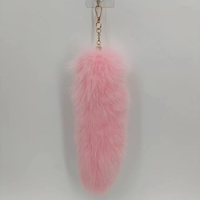 Vente en gros de vraie queue de renard 35-40CM queue de renard moelleux queue de fourrure d'animal accessoires décoratifs porte-clés pendentifs