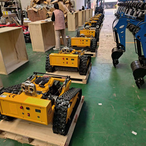 Radio Contrôle Tondeuse À Gazon Suivis Tout Terrain Télécommande Robot Mauvaises Herbes Tonte <span class=keywords><strong>ET750</strong></span> - Product Image 6