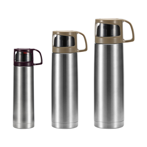 Nueva taza con tapa de mango 500ml 750ml <span class=keywords><strong>1000ml</strong></span> Frasco de bala de acero inoxidable al vacío con manga Vaso aislado clásico para bebidas - Product Image 1