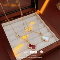 Kalung Liontin Bunga Vintage dari Baja Tahan Karat dengan Pesona Retro Bergaya Cina, Aksesori Fashion Mewah Serbaguna yang Sempurna.