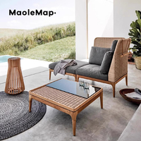 Table et chaises de bistrot d'extérieur, meubles en rotin de jardin, fauteuil de piscine, canapé de patio, café de luxe, canapés en teck, table basse en bois