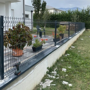Clôture en treillis <span class=keywords><strong>soudé</strong></span> galvanisé et revêtu de PVC 3D, <span class=keywords><strong>hauteur</strong></span> <span class=keywords><strong>2m</strong></span>, 2.5m, 6ft pour jardin, terrain de football, treillis, portails, modélisation 3D personnalisée - Product Image 1
