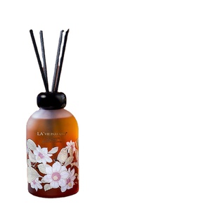 350ml Haute Qualité Usine En Gros Aromathérapie Costume Main Cadeau Hôtel Parfum Rotin Non-feu Huile Essentielle - Product Image 1