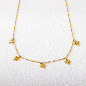 Collar de Cadena con Colgante de Eslabones Geométricos de Acero Inoxidable con Baño de Oro PVD de 18K, Acabado Resistente al Deslustre, Ideal para Aniversarios - Product Image 3