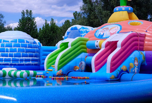 Rouleau imperméable extérieur de bâche de PVC de tissu de polyester de toile enduite de PVC résistant pour les jeux gonflables - Product Image 4