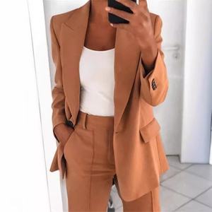 Traje de Chaqueta y Pantalón de Moda Otoño-Invierno para Mujer, Estilo Cardigan Delgado con Solapa, Venta al Por Mayor Personalizada - Product Image 2