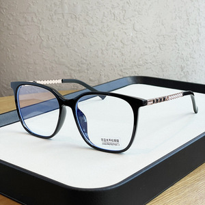 Monture de lunettes de myopie TR ultra légère, grande monture, monture de lunettes pour femmes, lunettes à visage nu, lunettes rétro personnalisées, anti-lumière bleue - Product Image 4