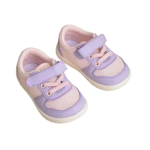 Zapatillas transpirables de malla diaria para niñas pequeñas, zapatos ligeros planos de moda para niños pequeños, zapatos duraderos rosas y morados encantadores