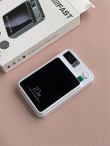 Nuevo banco de energía magnético delgado portátil 10000mAh banco de energía inalámbrico magnético pantalla Digital PD para <span class=keywords><strong>iPhone</strong></span> <span class=keywords><strong>11</strong></span> 12 13 14 15 - Product Image 2