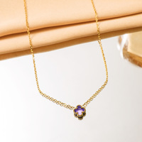 Collier tendance en acier inoxydable hypoallergénique imperméable avec pendentif trèfle à quatre feuilles en zircon, chaîne en corde pour femmes