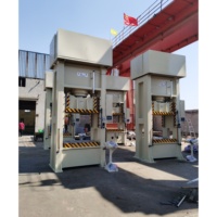 1250T Vollrahmen-Hydraulikpresse Hochgeschwindigkeits-CNC-Metallbearbeitung PLC-Steuerung für Fertigungsanlagen